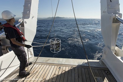 11 09 2014 - la Ciotat (FRA,13) - onboar Al Azzizi, oceanographic research ship buit by H2X boat yard, measure devices manipuation