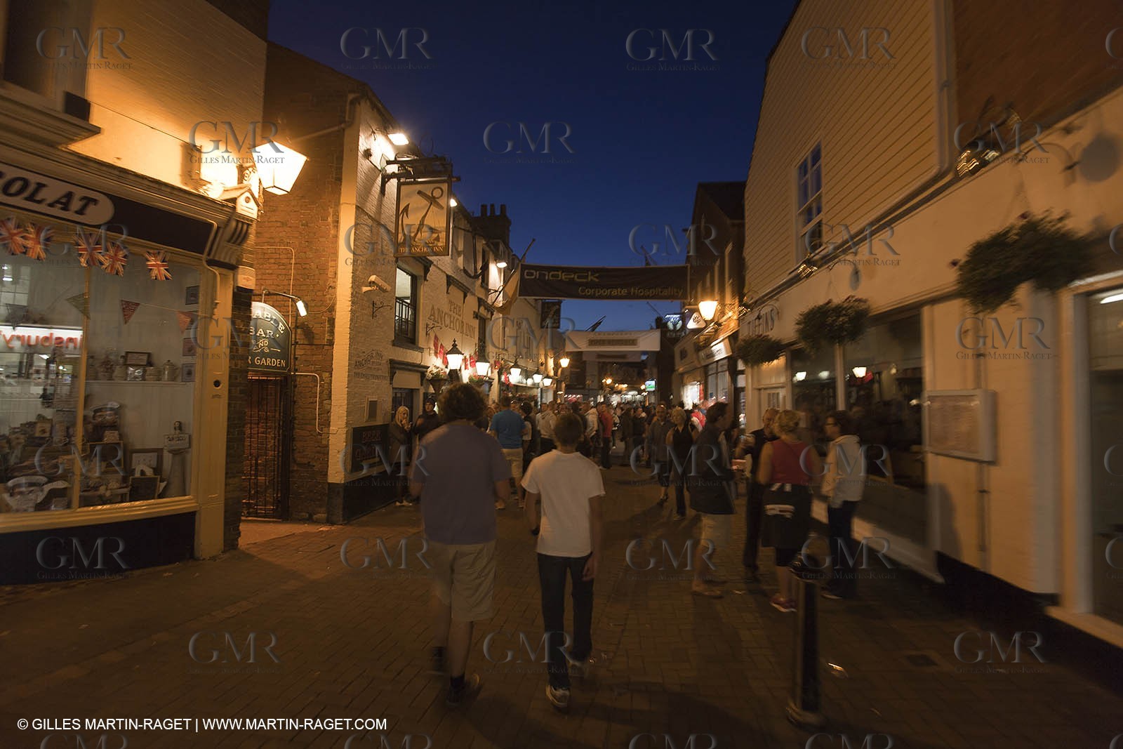 04 08 2010 - Cowes (UK, IOW) - The 1851 Cup -  BMW ORACLE Racing - Day 2.