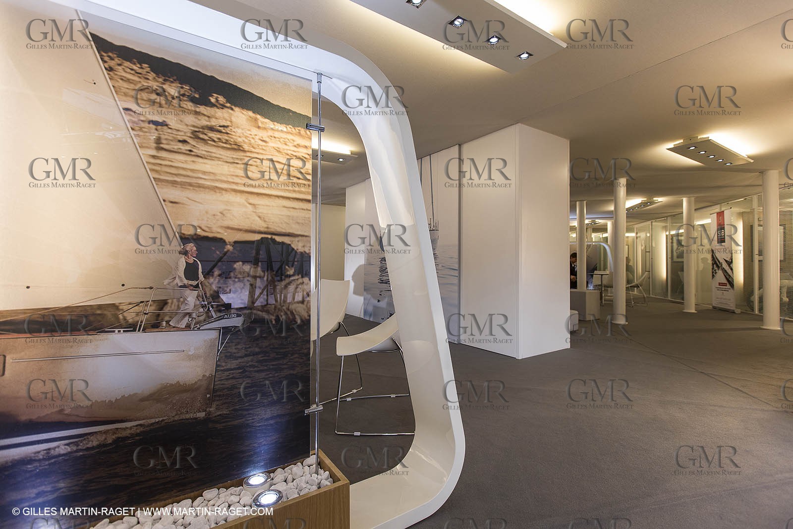 10 12 2013 - Paris (FRA,75) -Paris Boat Show - Beneteau booth