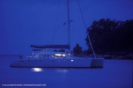 Voile - Croisière - Personnages - Nuit