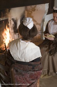 18 02 2007 - Saint Rémy de Provence - Reine d'Arles dans les Alpilles - Mas de Frederic  Mistral