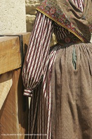 May 2004 - La Tour d'Aigues (FRA, 84) - Old costumes for women of the South exhibition