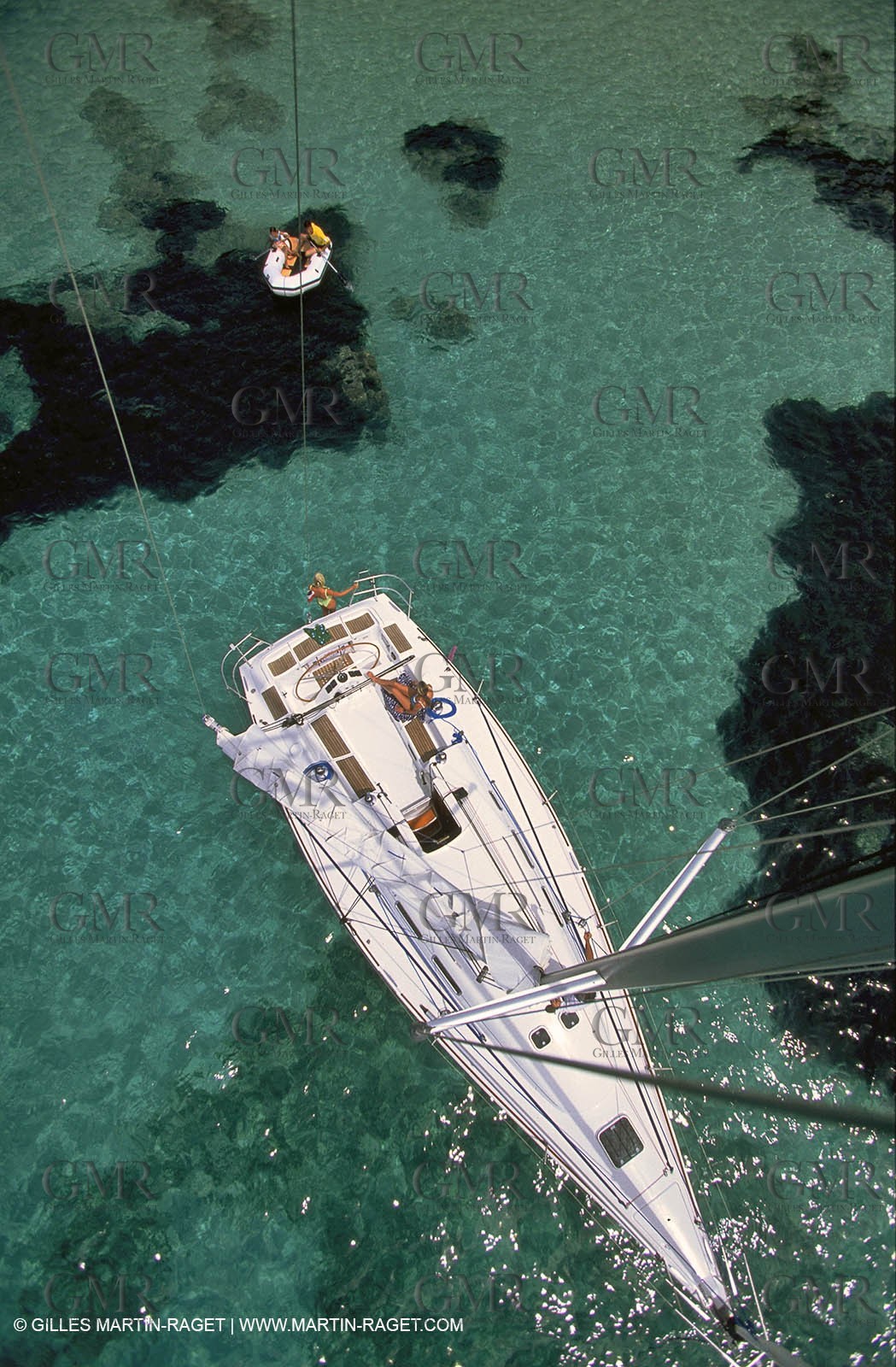 Cruising monohull mooring