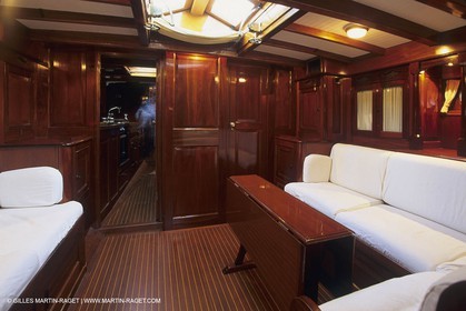 Sailing, Classic yachts (for yacht names check keywords)