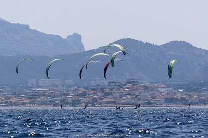 09 07 2023, Marseille (FRA), Paris 2024 Sailing Test Event, Race Day 1, Kitefoil
