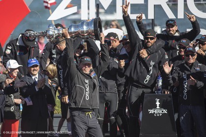 25 09 2013 - San Francisco (USA,CA) - 34th America's Cup - Final Match - Racing Day 15.