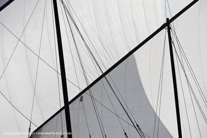 20 11 2010 - Dubai (UAE) - Dubai Louis Vuitton Trophy - Courses de boutres traditionnels pour les équipes engagées