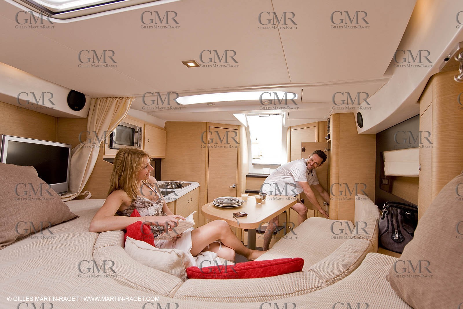 15 04 2008 - Porquerolles (Fra, 83) - Beneteau - Monte Carlo 32