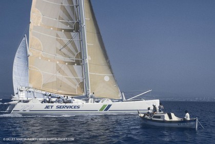 Sailng, Offshore racing, Maxi multiihulls, Jet services V