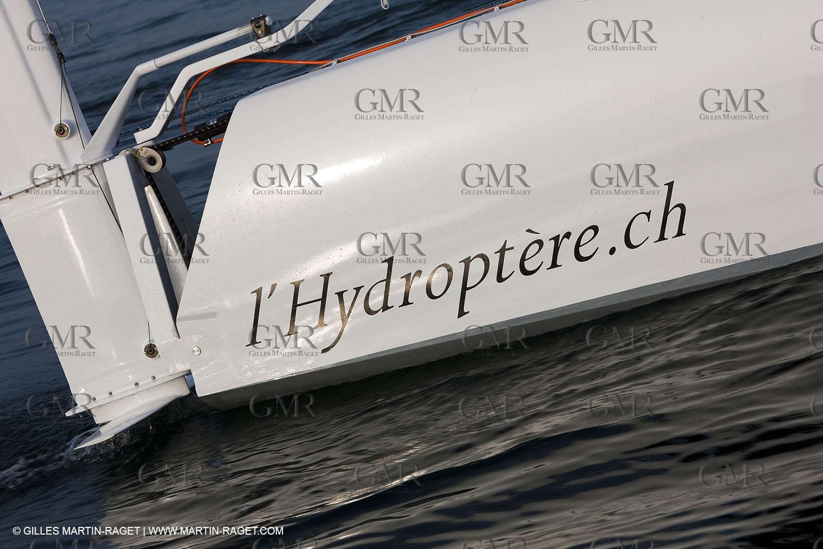 09 10 2010 - Morges (SUI) - L'Hydroptère.CH - 1st sail
