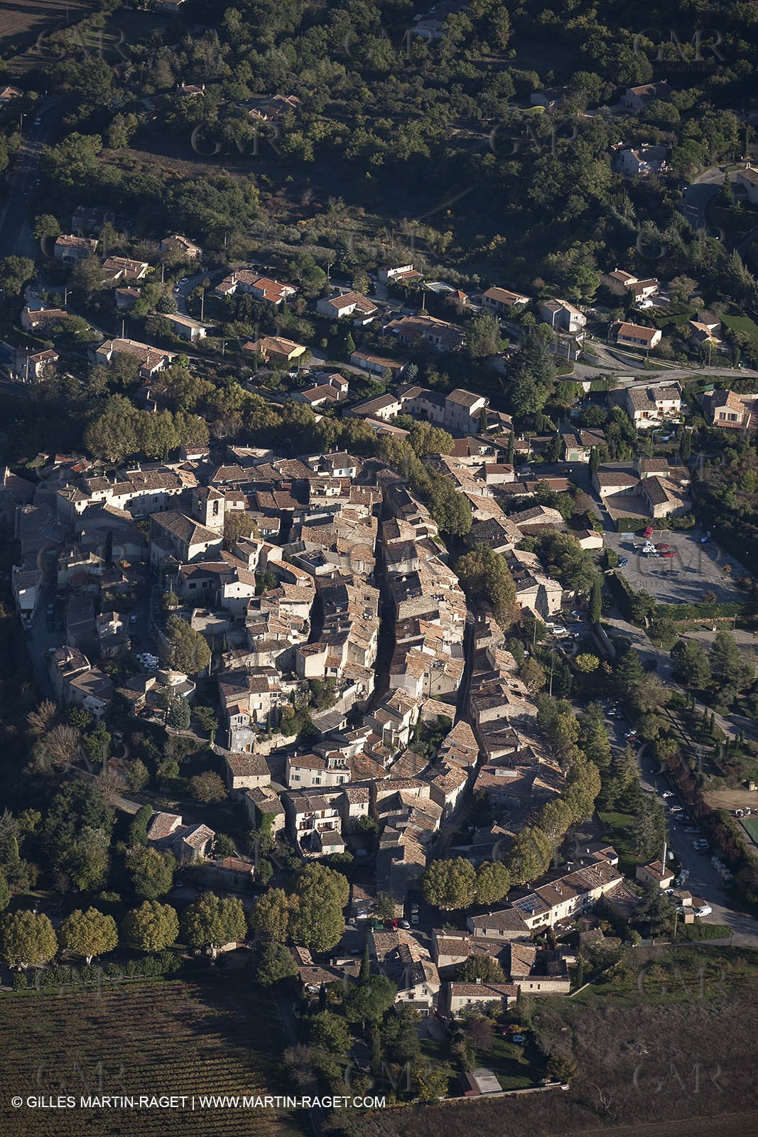 29 10 2012 - Beaumont les Pertuis (FRA,84) - Luberon  seen from above