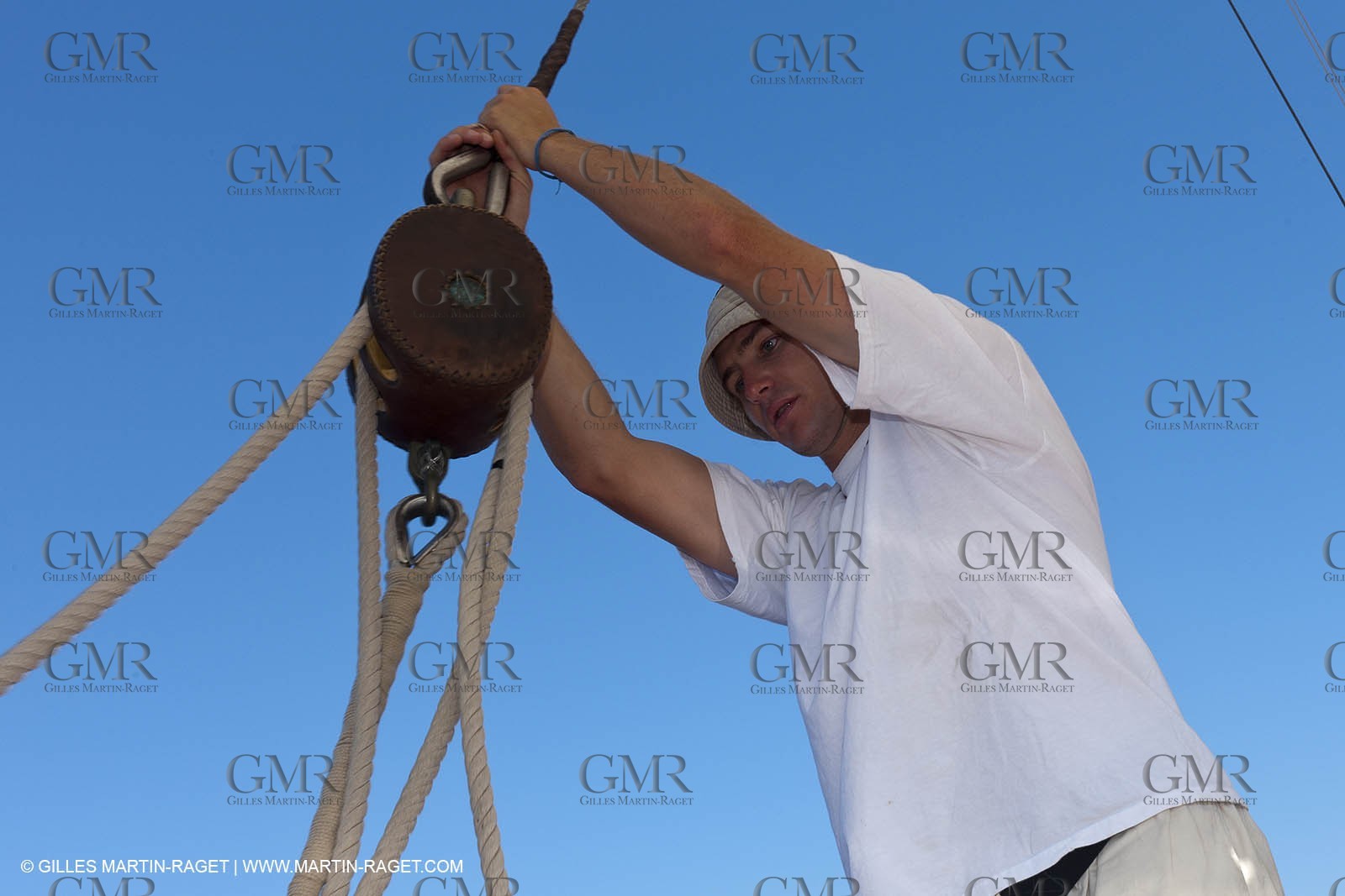 01 10 2011 - Saint Tropez (FRA,13) - Voiles de Saint Tropez 2011 - Classic Yachts - Day 5 - Onboard Mariquita