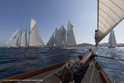 01 10 2011 - Saint Tropez (FRA,13) - Voiles de Saint Tropez 2011 - Classic Yachts Classiques - D7 - Onboard Mariquita