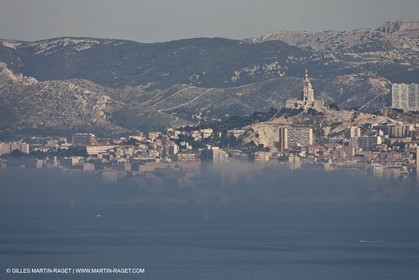30 06 2011 - Marseille (FRA,13) - Marseille - phénomène meteo de la Nèble