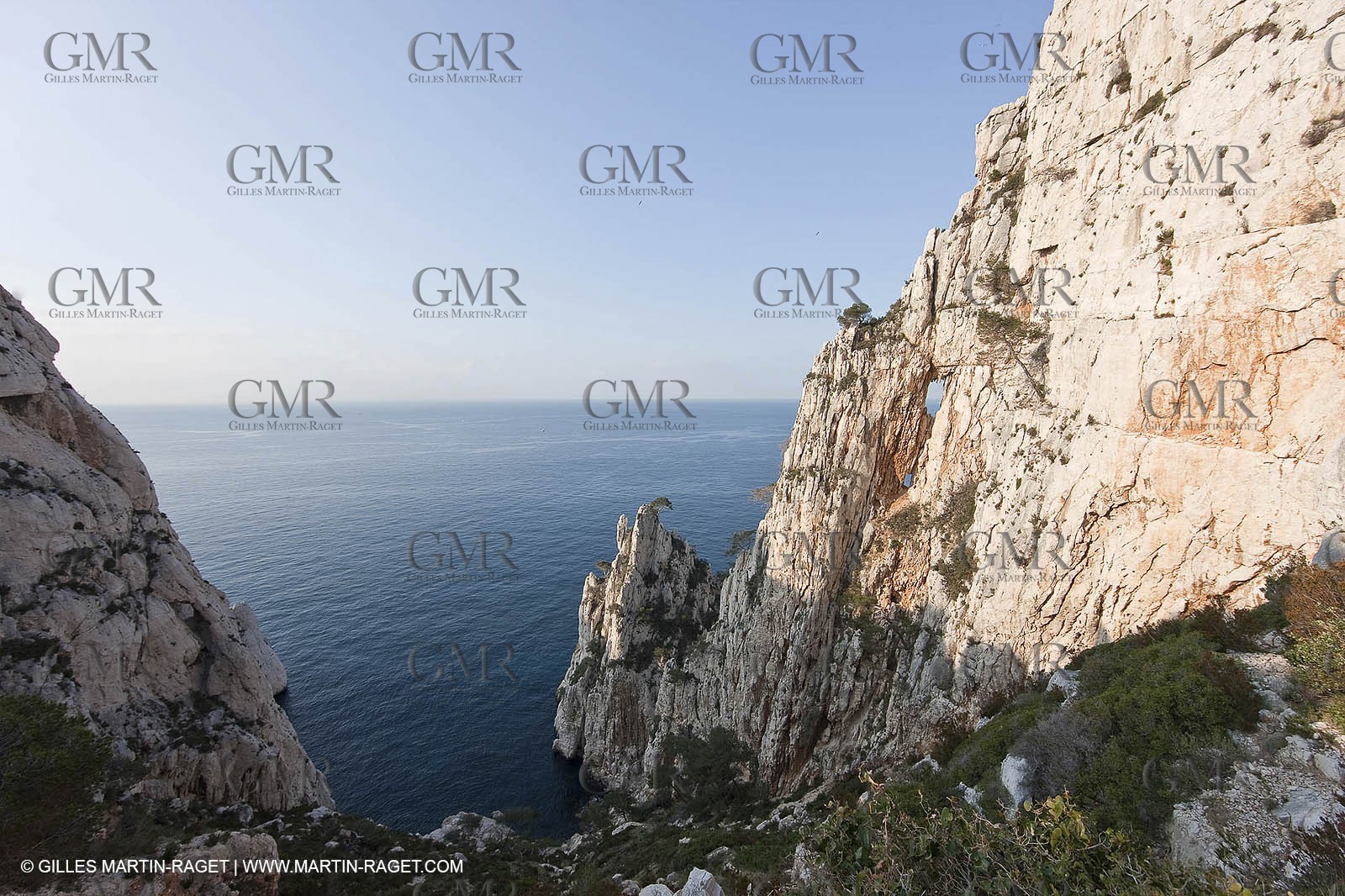 20 03 2009 - Marseille (FRA, 13) - Les Calanques - Pic de l'Eissadon and devenson cliffs