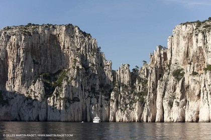 06 05 2009 - Marseille (FRA, 13) - Les Calanques - Au pied des falaises de Castelviel