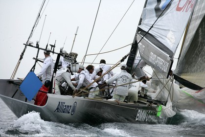25 04 2007-Valencia (Spain)- 32nd America's Cup - Louis Vuitton Cup - RR1 - Day 10 - BMW ORACLE Racing