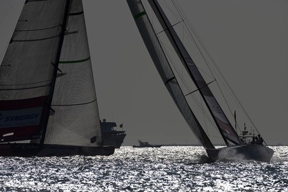 19 11 2010 - Dubai (UAE) - Dubai Louis Vuitton Trophy -  Round 2 - BMW ORACLE Racing Vs Synergy