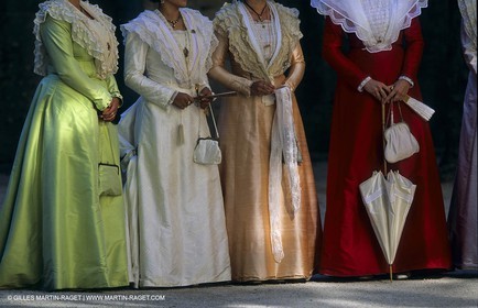 Arles (FRA,13) - Costume from Arles Fest
