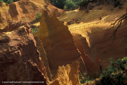 France, Provence, Luberon, Carrières d'ocre près d'Apt, ocher stone pit near Apt