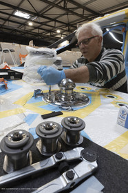 29 10 2018, La Grande Motte (FRA,30), Chantier Gunboat, construction du Gunboat 68, montage pied de mât rotatif