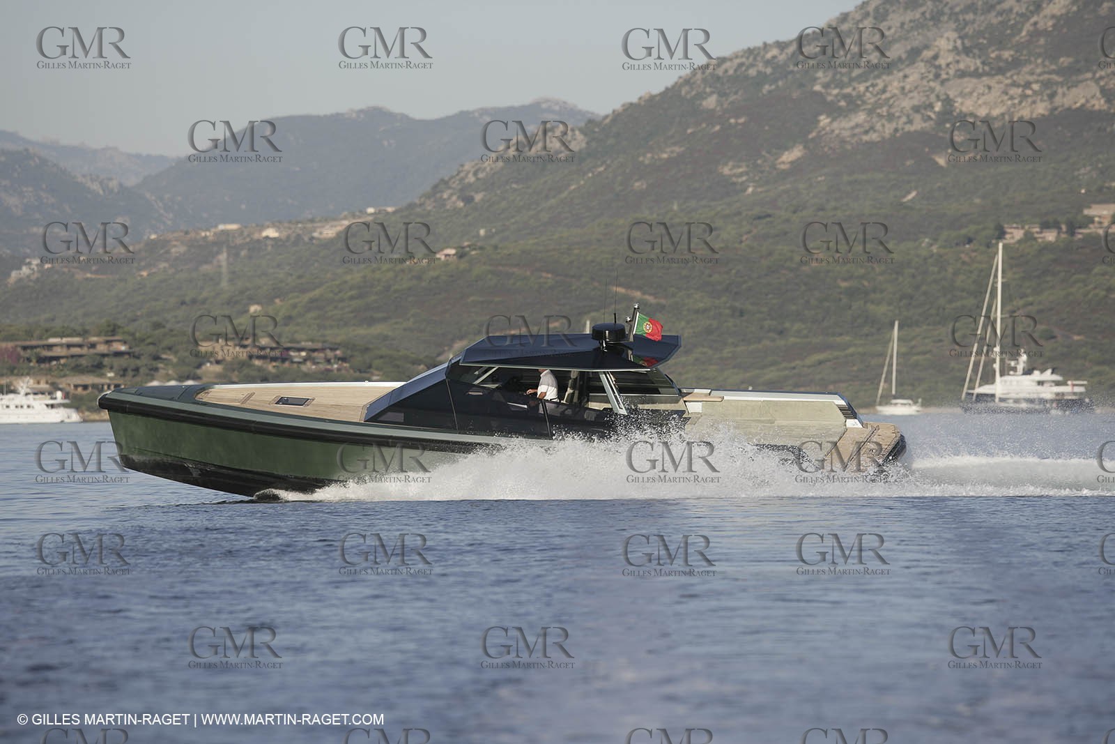 16 07 2007 - Portisco (Italie, Sardaigne) - Wally Power 47, 2007 version