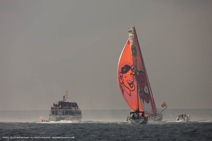 31 12 2010 - Barcelona (ESP) - Barcelona World Race 2010 - Groupe Bel - Start