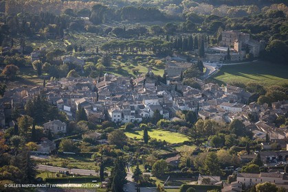 29 10 2012 - Lourmarin (FRA,84) - Luberon  seen from above