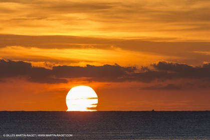 11 10 2014, Alicante (ESP), Volvo Ocean Race 2014-15, Team Alvimedica