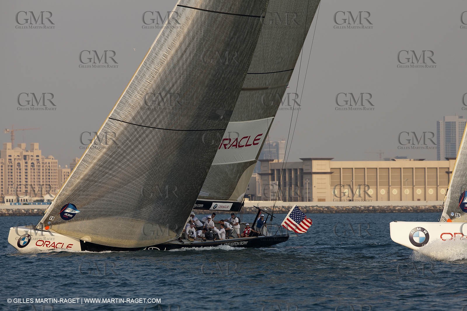 21 11 2010 - Dubai (UAE) - Dubai Louis Vuitton Trophy -  Round 2 - BMW ORACLE Racing