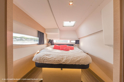 12 09 2016, Cannes (FRA,06), Chantier Fountaine-Pajot, Helia 44