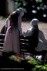 Arlésiennes en costume