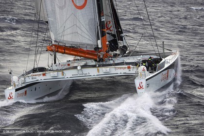 Orange II - 2004 Mediterranée Record - Start off Marseilles