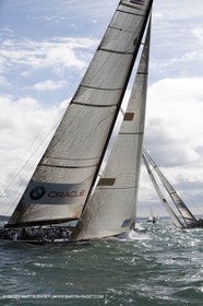 03 08 2010 - Cowes (UK, IOW) - The 1851 Cup -  BMW ORACLE Racing - Day 1