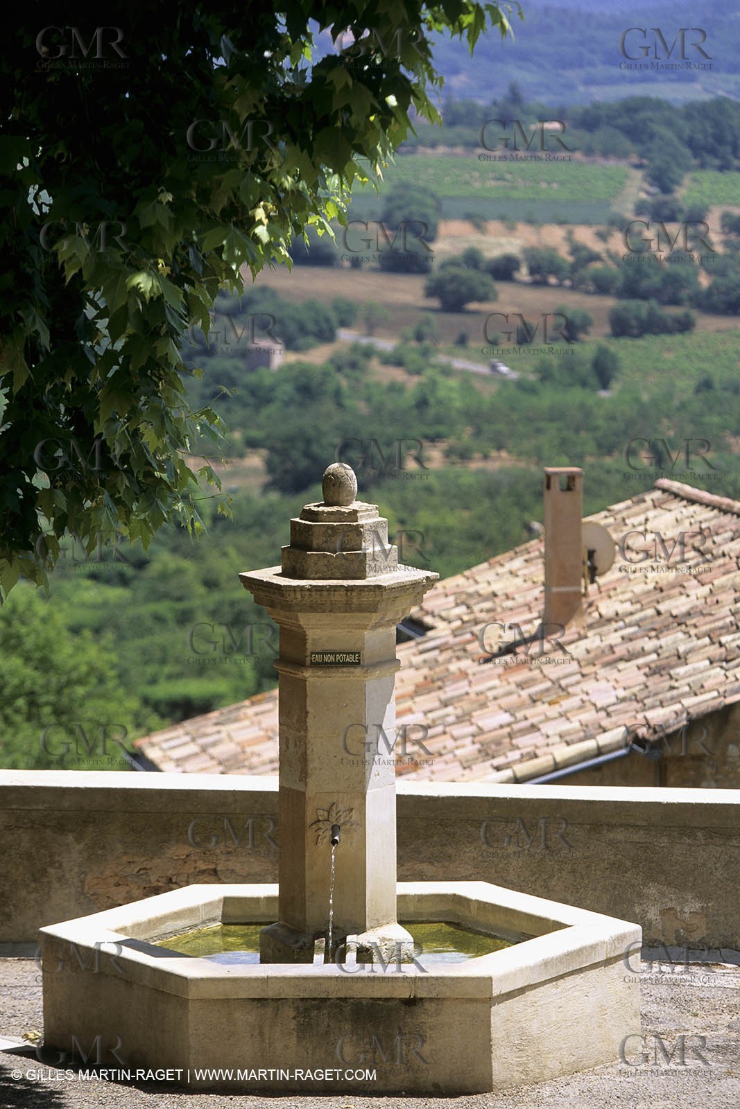Saint Saturnin les apt (Fra,84)