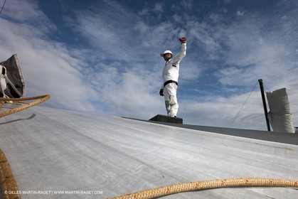 08 02 2010 - Valencia (ESP) - 33rd America's Cup - BMW ORACLE Racing - Day off 1 - Getting the yacht ready