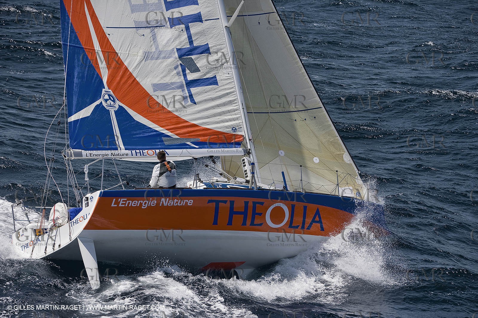 06-26-2007 - FIGARO II - THEOLIA - Skipper : Robert Nagy - Training off Marseille (south France) with strong wind conditions