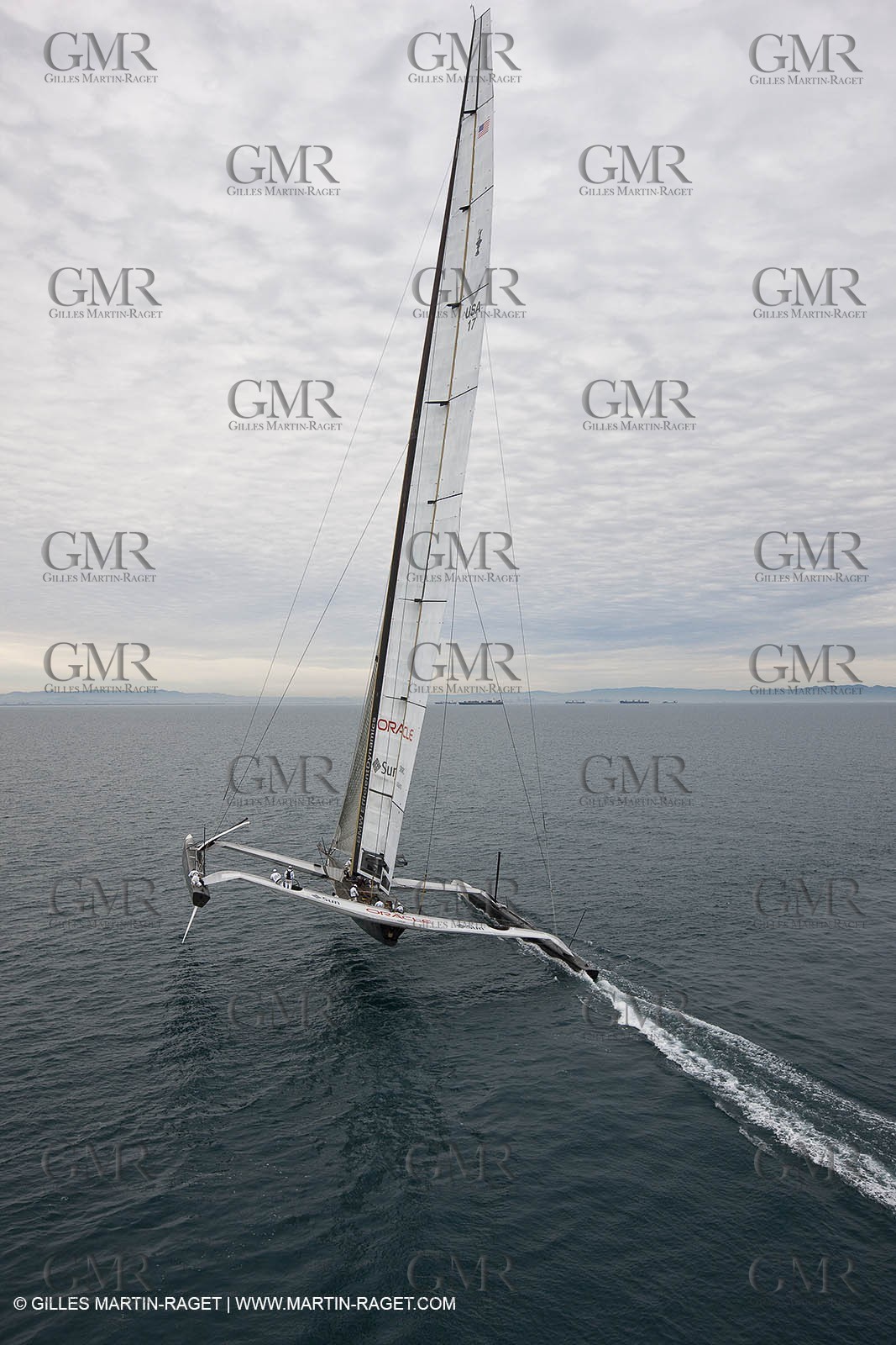 06 02 2010 - Valencia (ESP) - 33rd America's Cup - BMW ORACLE Racing - Last preparation day