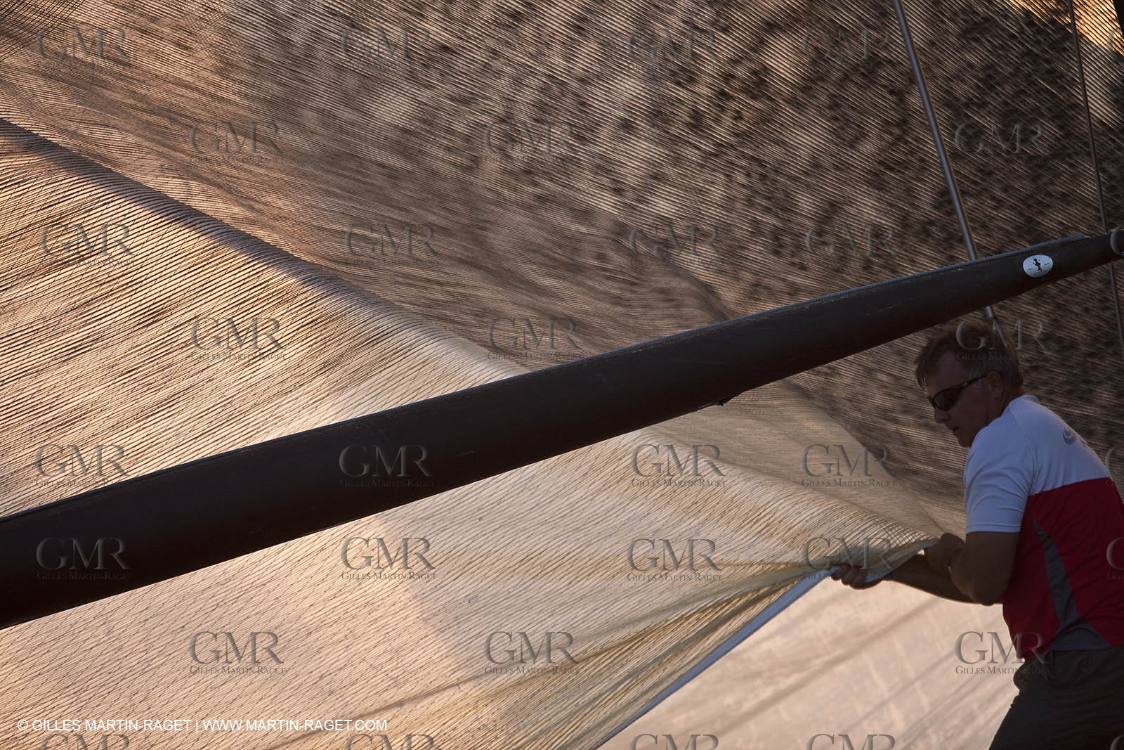 21 11 2010 - Dubai (UAE) - Dubai Louis Vuitton Trophy -  Round 2 - BMW ORACLE Racing