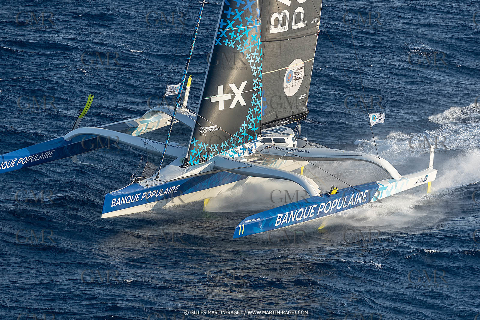 Banque Populaire devant Marseille