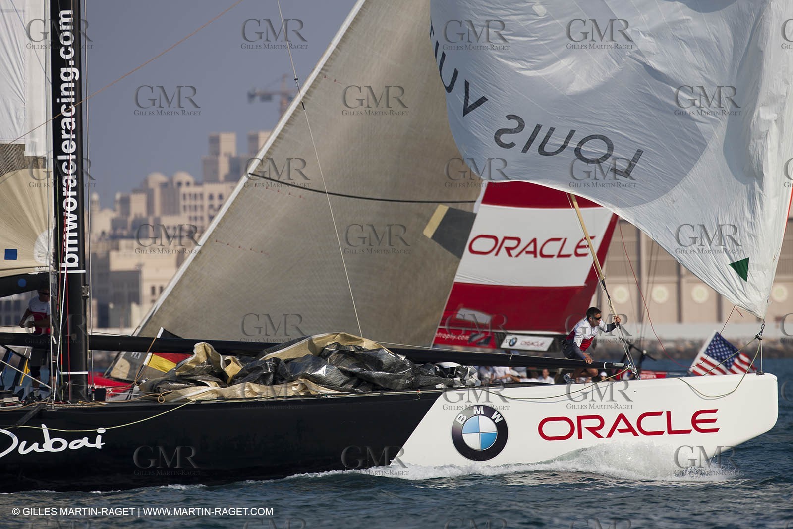 21 11 2010 - Dubai (UAE) - Dubai Louis Vuitton Trophy -  Round 2 - BMW ORACLE Racing