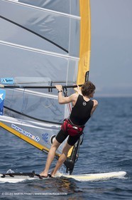 20 04 2010 - Hyères (FRA,83) - SOF 2010 - ZHIK Team - RSXmen - Julien Bontemps