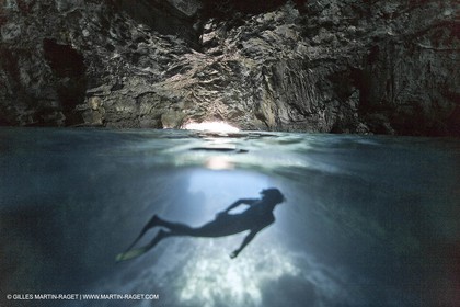 06 05 2009 - Marseille (FRA, 13) - Les Calanques - Morgiou - Le trou du soufleur