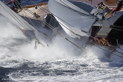 07 10 2006 - Saint Tropez (Fr) - Voiles de Saint Tropez 2006 - Classic Yachts - Shamrock V