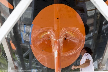 08 11 2014, Capetown (ZAF), Volvo Ocean Race 2014-15, Team Alvimedica, Nursing the boat