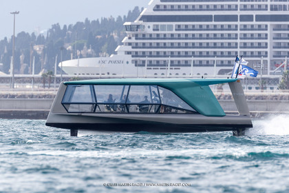 12:10 2024, Barcelona (ESP), Louis Vuitton 37th America's Cup, Final Match, Race Day 1, Race 1