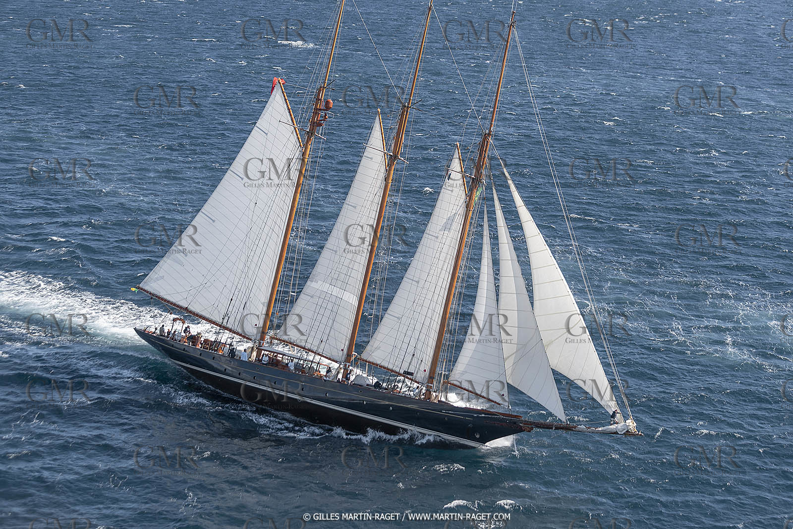 28 09 2022? Saint-Tropez,(FRA,83), Les Voiles de Saint-Tropez 2022 Régate N° 2 poup les modernes, navigation libre pour les grandes goélettes