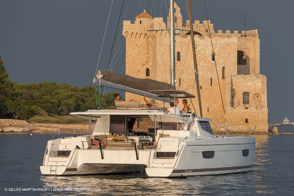 12 09 2016, Cannes (FRA,06), Chantier Fountaine-Pajot, Helia 44