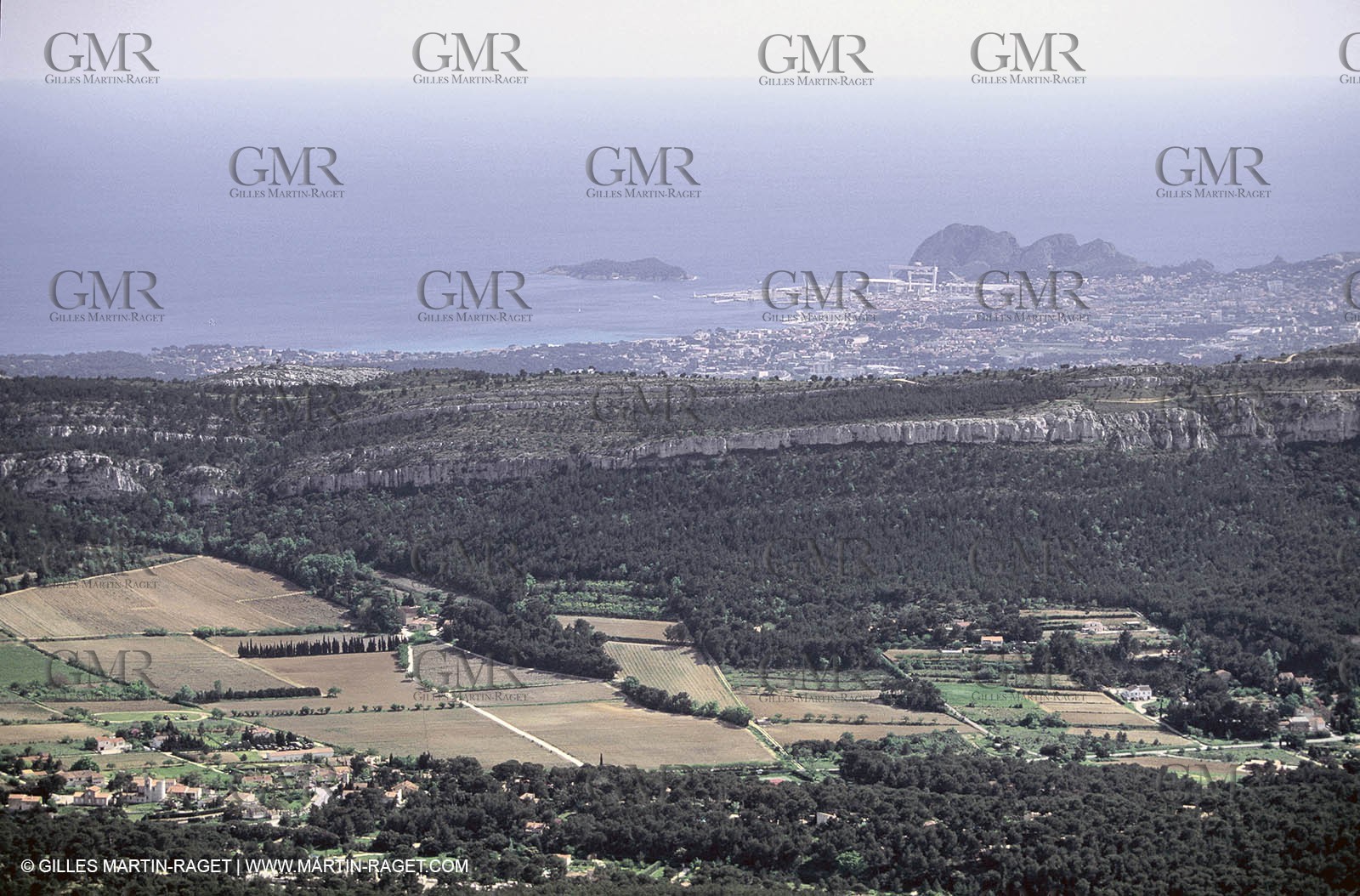 Roquefort plateau and la Ciotat