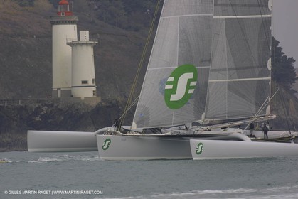 Geronimo - Jules Verne Trophy 2001 start - Brest